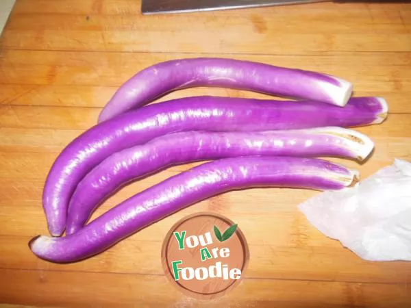 Braised beans with eggplant