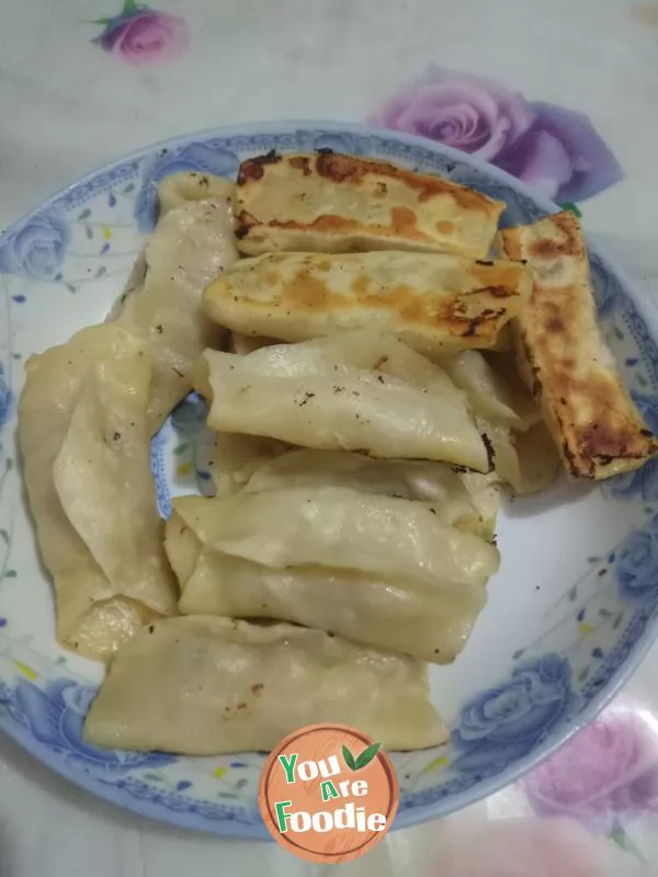 Pan-Fried-Meat-Dumplings