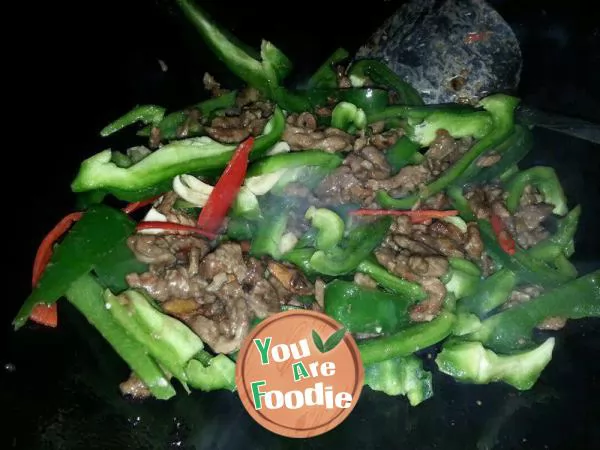 Sauteed Beef with Green Pepper