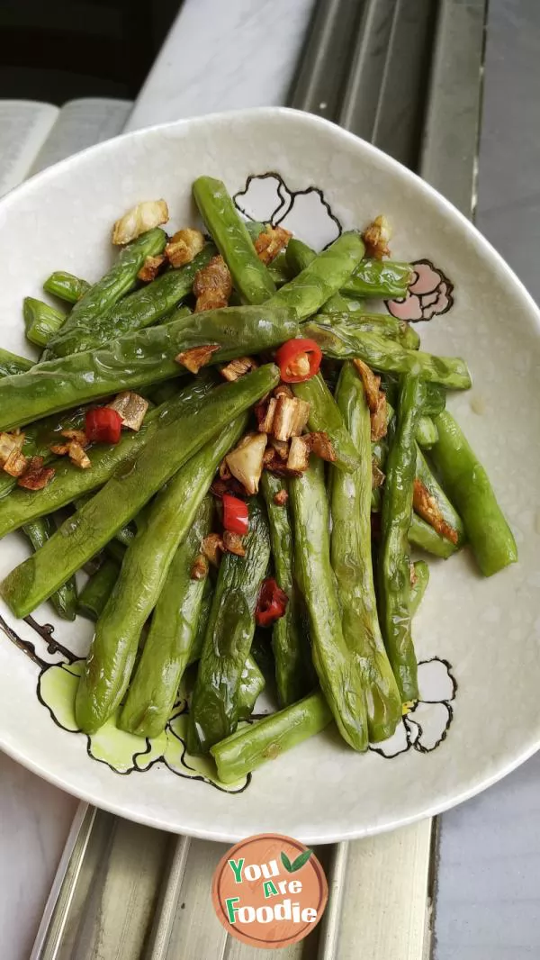 Dry-Fried Green Beans with Minced Pork and Preserved Vegetables