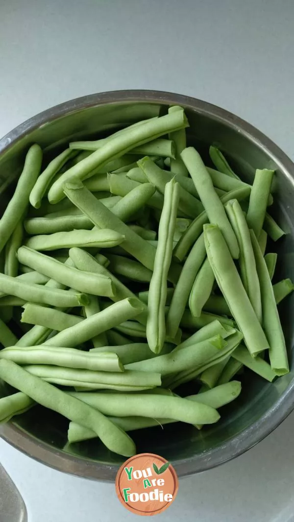 Dry-Fried Green Beans with Minced Pork and Preserved Vegetables