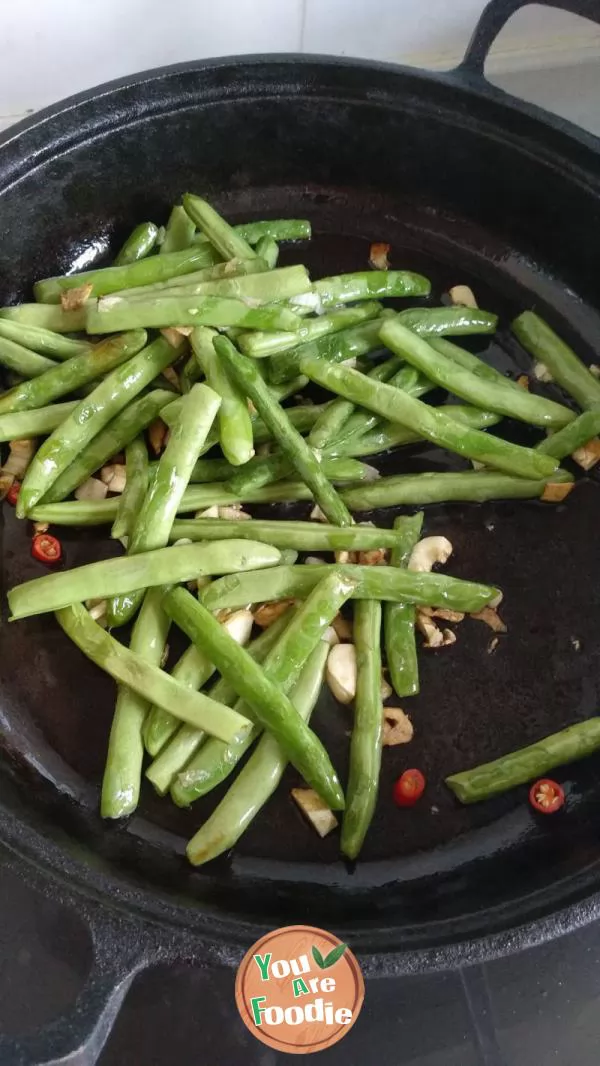 Dry-Fried Green Beans with Minced Pork and Preserved Vegetables