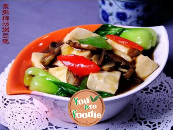 Braised assorted mushrooms with Tofu