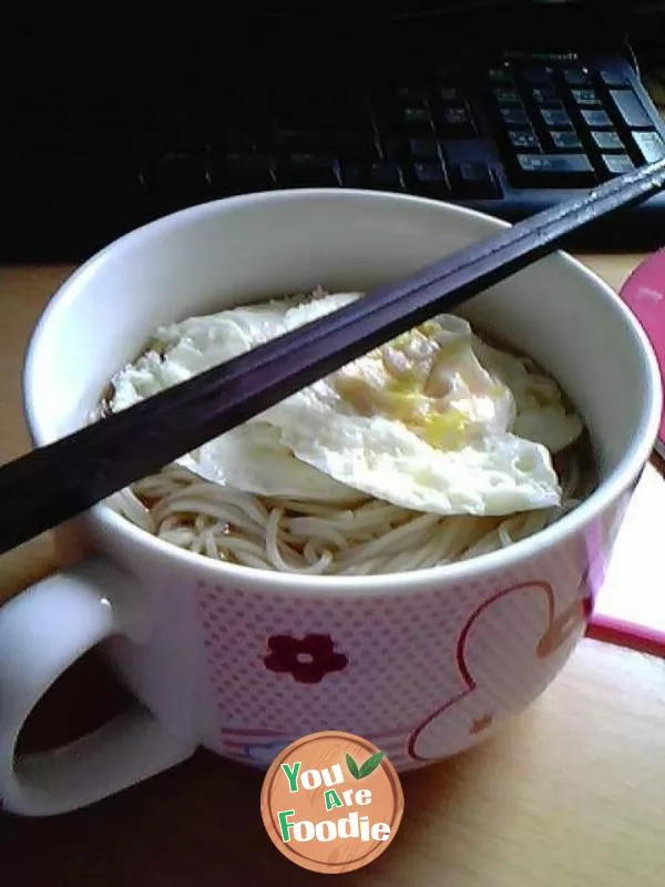 Noodles in soy sauce soup~