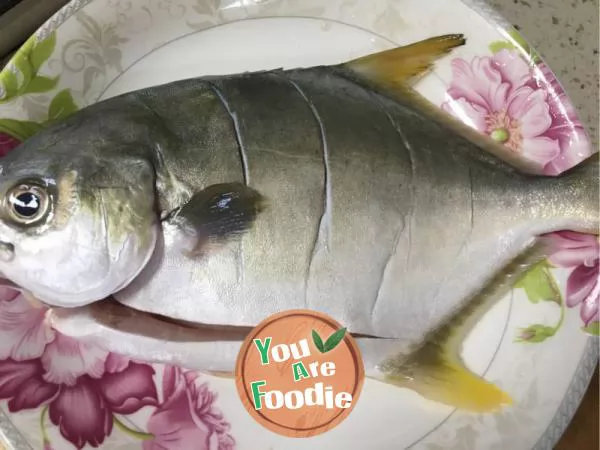 Steamed sea fish