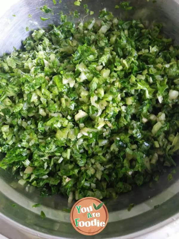 Dumplings stuffed with white gourd, celery and meat