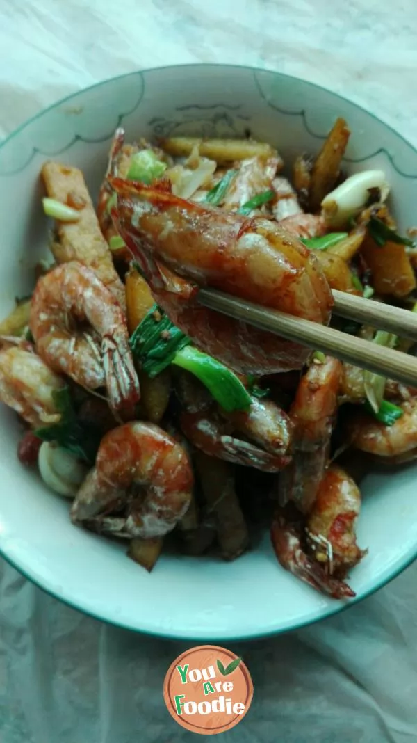 Fried-Shrimps-in-Hot-and-Spicy-Sauce