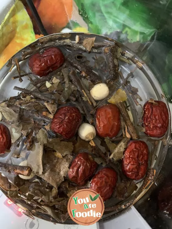 Mulberry Parasitic Lotus Seed Egg Tea