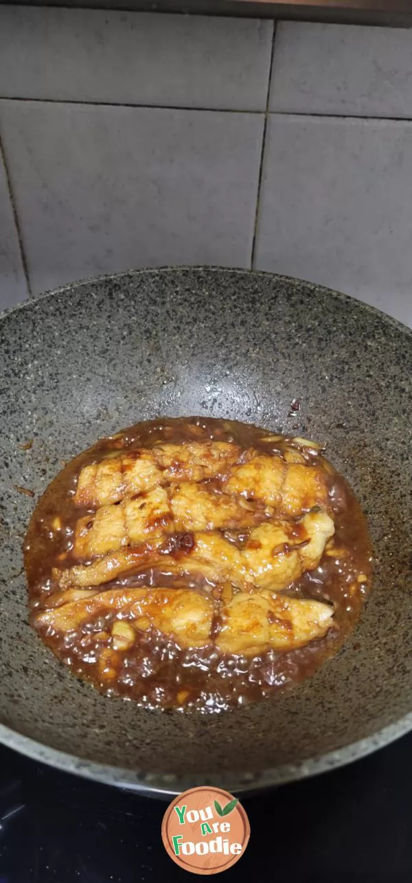 Braised fish Brisket with soybean sauce