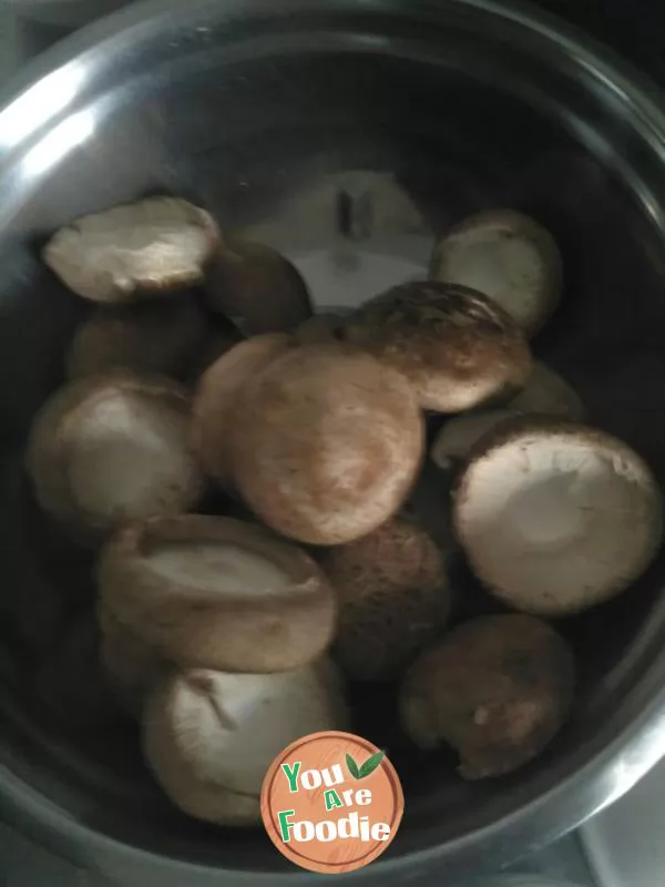 Mushroom in oyster sauce