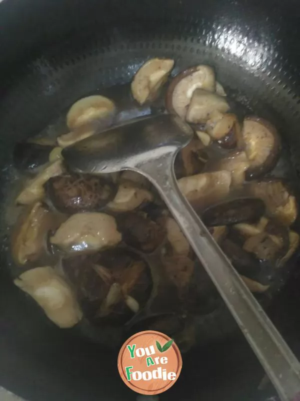 Mushroom in oyster sauce