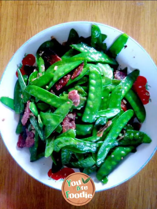Sausages and lotus beans