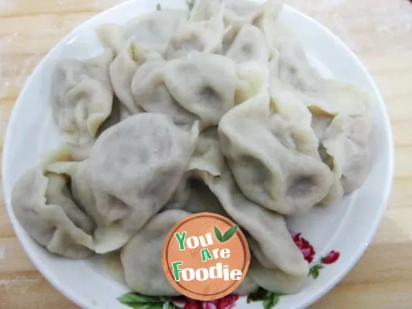 Dumplings stuffed with pork and cabbage