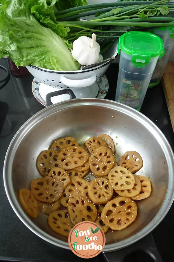 Spicy lotus root slices in soy sauce