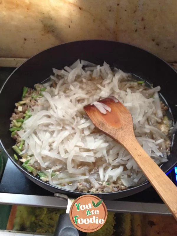 Boiled mutton with radish