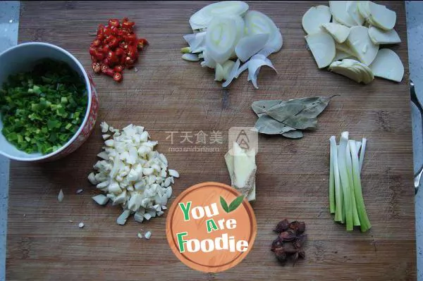 Stewed tofu with fish head