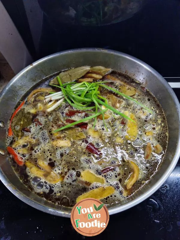 Stewed duck wings and duck feet