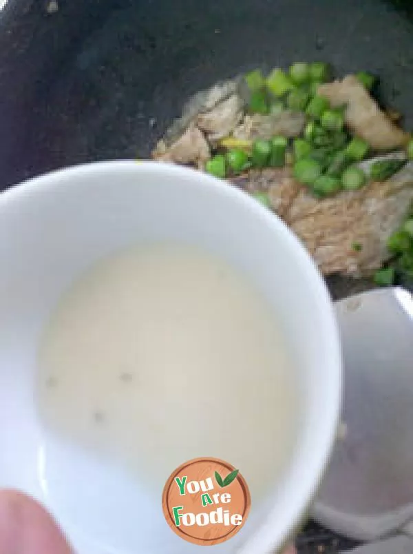 Half boiled fish belly with grass!