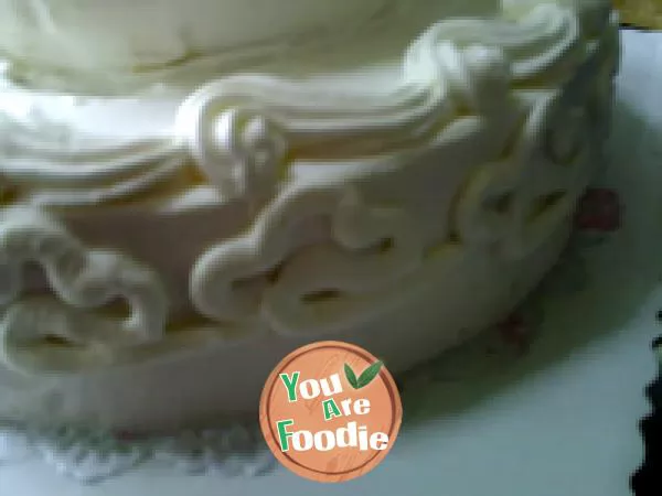 Decorated cake: auspicious cloud for longevity