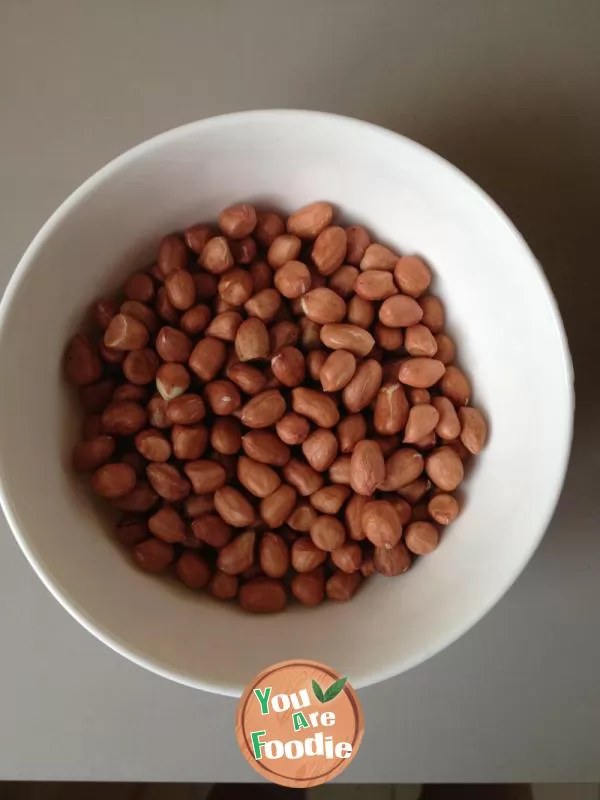 A family must-have dish ----- five flavor peanuts