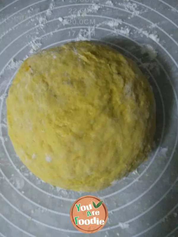 Pumpkin steamed bread