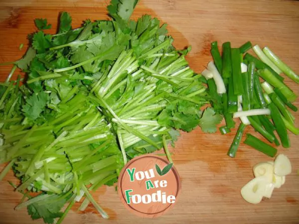 Stir fried mutton with coriander