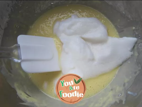 Say goodbye to calories -- [oil free low sugar yogurt cake]