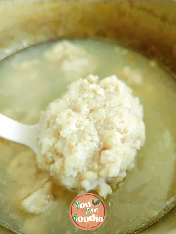 Rice-meat dumplings soup