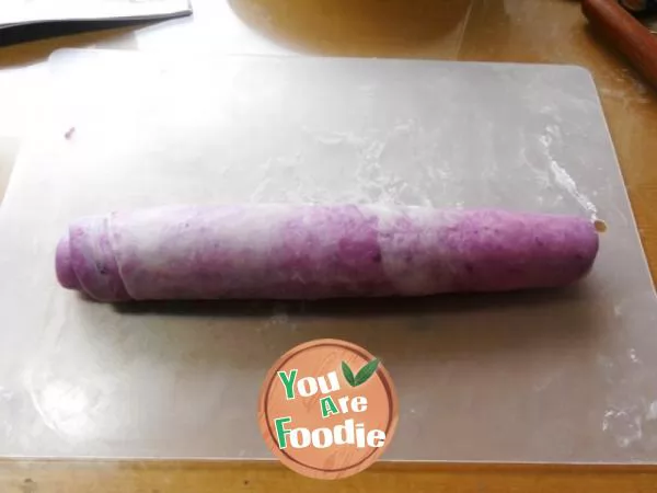 Purple potato crisp