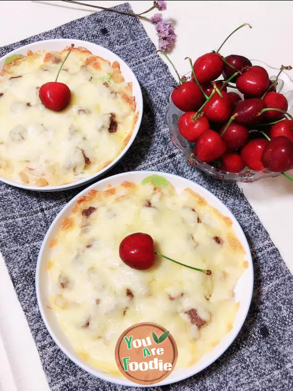 Baked-rice-with-beef-and-cheese-with-black-pepper