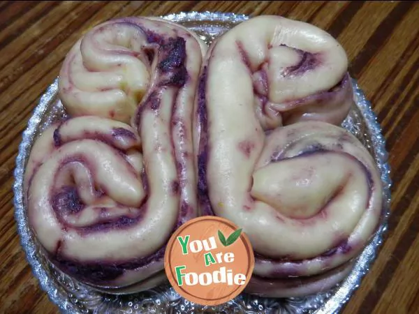 Purple-potato-Ruyi-steamed-bun