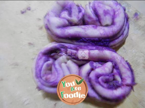 Purple potato Ruyi steamed bun