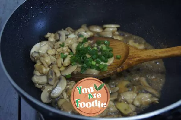 Fried mushroom with chicken leg