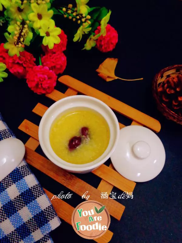 Golden jujube porridge