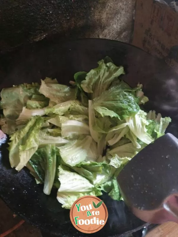 Stir fried lettuce