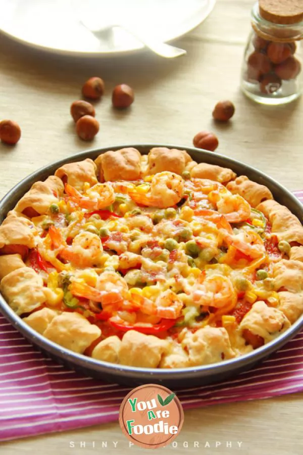 Colorful-rolled-pizza