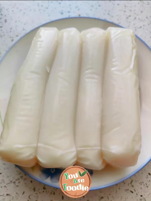 Boiled rice cake