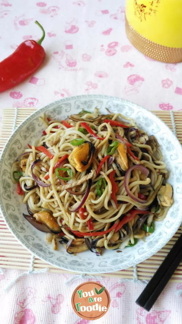 Spicy-Seafood-Fried-Noodles