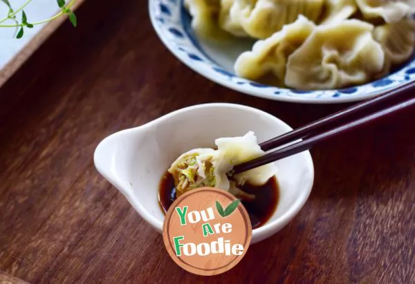 Dumplings with Chinese cabbage and pork