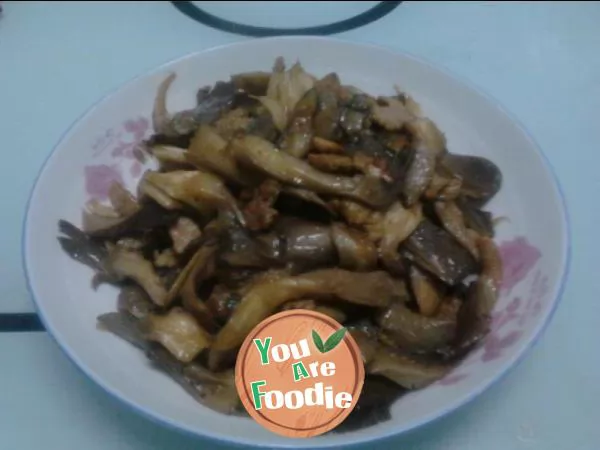 Fried sliced pork with mushroom