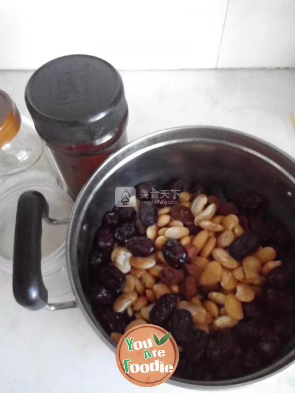 Plum and kidney bean