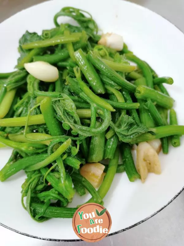 Stir-fried-pumpkin-seedlings