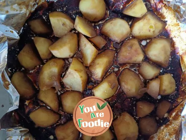 Roast potatoes like this without any oil, super healthy! (Tin foil baked potatoes)