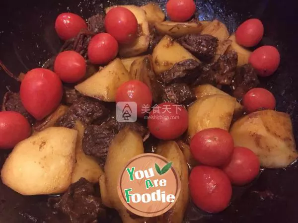 Braised Beef with Potatoes