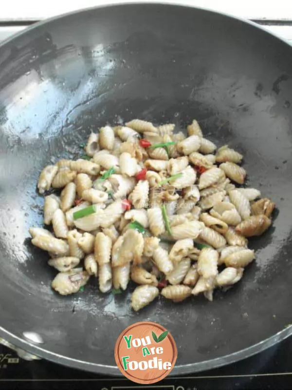 Fried spiral naked oats noodles