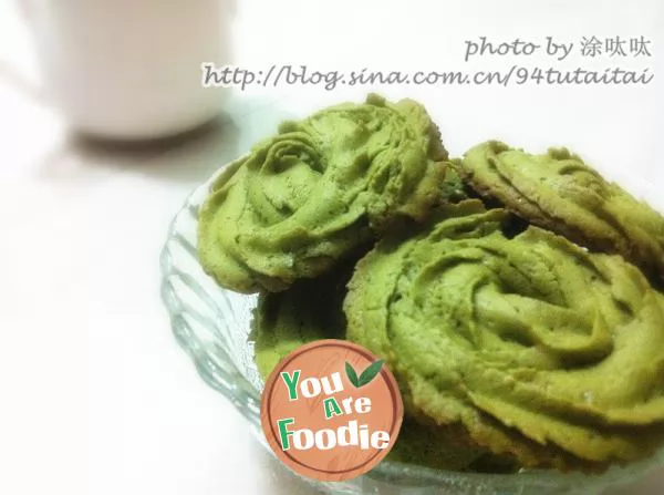 How-to-extrude-clear-patterns----Matcha-crisp-cookies