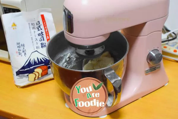 Bread and meat floss roll that children love to eat