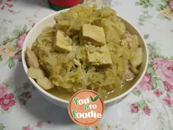 【 northeast 】 stewed frozen tofu with pickled cabbage and pork