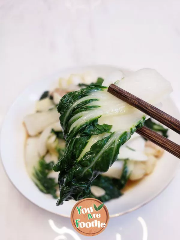 Sweet and crisp ? stir fried milk cabbage