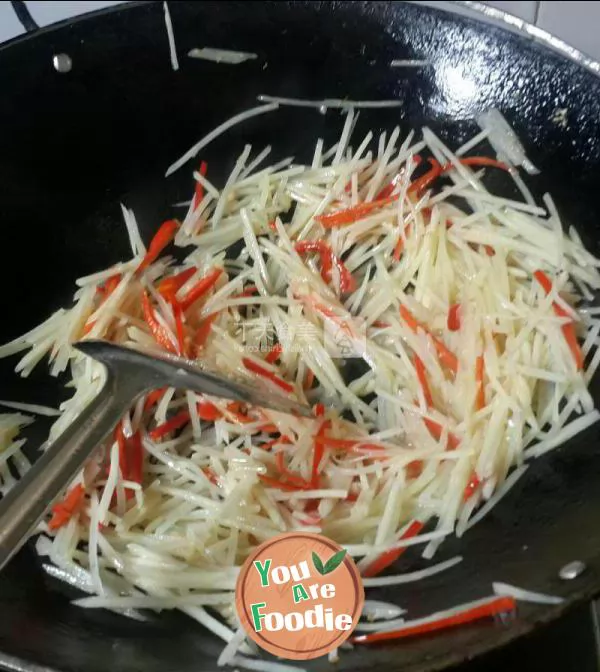 Fried shredded potato in soy sauce